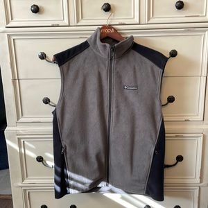 Columbia fleece vest